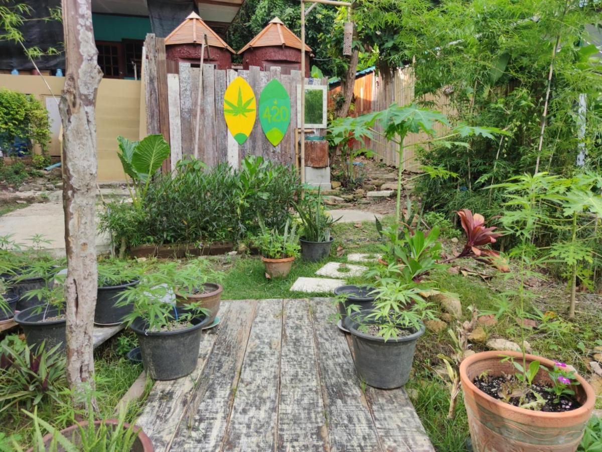 Hotel Riddim Garden Koh Samet Exterior foto